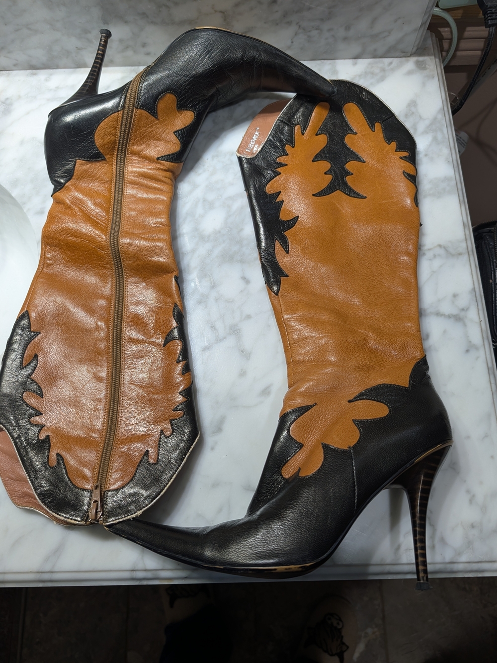 Bronx Two-Tone Black and Tan Leather High-Heel Western Boots